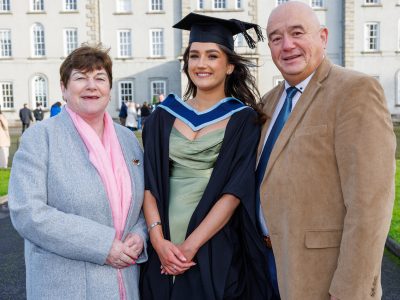 Erika Hutchinson with her grandparents Michael and Christine Lyons. Photo: michaelorourkephotography.ie